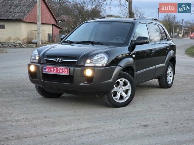 Хендай Туксон 2009 в Гусятине на Automoto.ua Черный Хендай Туксон, объемом двигателя 2 л и пробегом 143 тыс. км за 9700 $, фото 1 на Automoto.ua