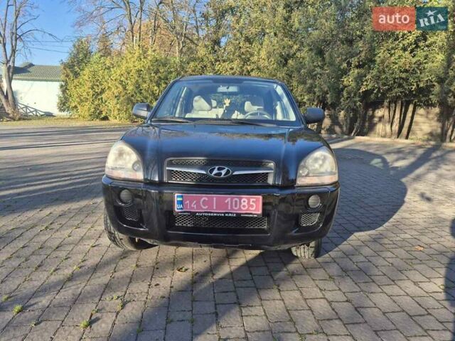Чорний Хендай Туксон, об'ємом двигуна 2 л та пробігом 187 тис. км за 7900 $, фото 1 на Automoto.ua