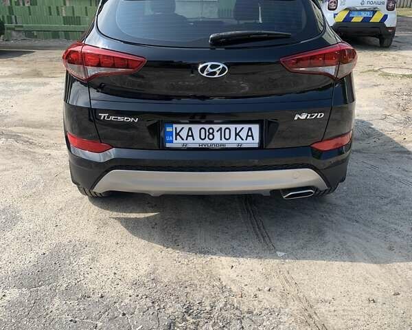 Чорний Хендай Туксон, об'ємом двигуна 1.69 л та пробігом 130 тис. км за 23500 $, фото 1 на Automoto.ua