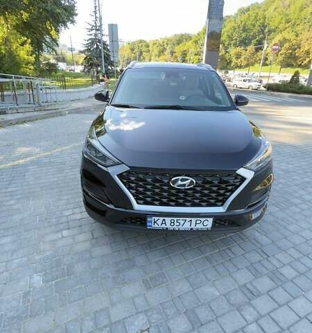 Черный Хендай Туксон, объемом двигателя 2.4 л и пробегом 69 тыс. км за 22000 $, фото 1 на Automoto.ua