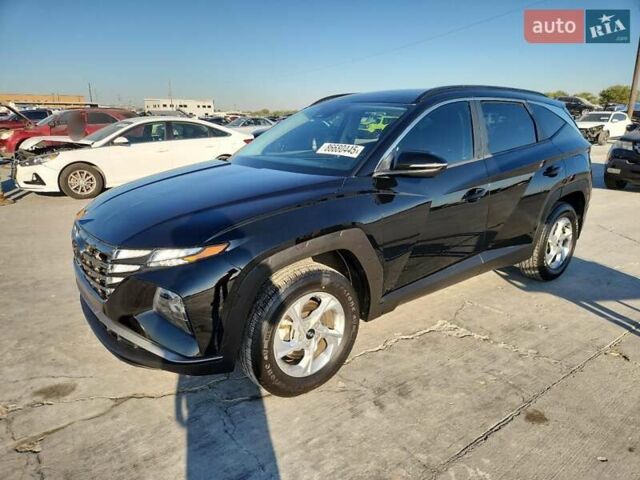 Черный Хендай Туксон, объемом двигателя 2.5 л и пробегом 122 тыс. км за 5700 $, фото 1 на Automoto.ua