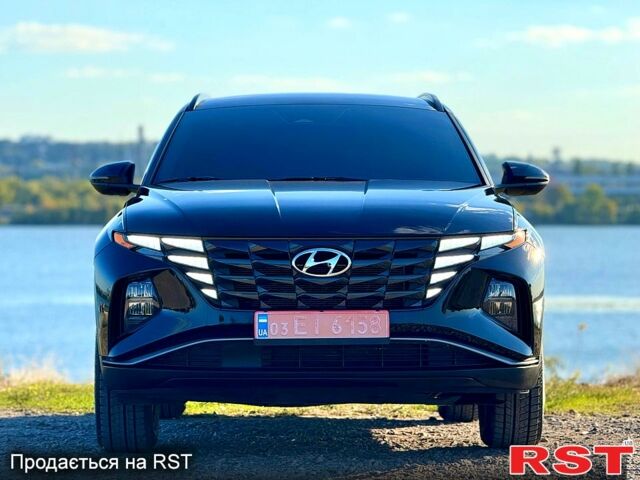 Черный Хендай Туксон, объемом двигателя 2.5 л и пробегом 115 тыс. км за 24999 $, фото 1 на Automoto.ua