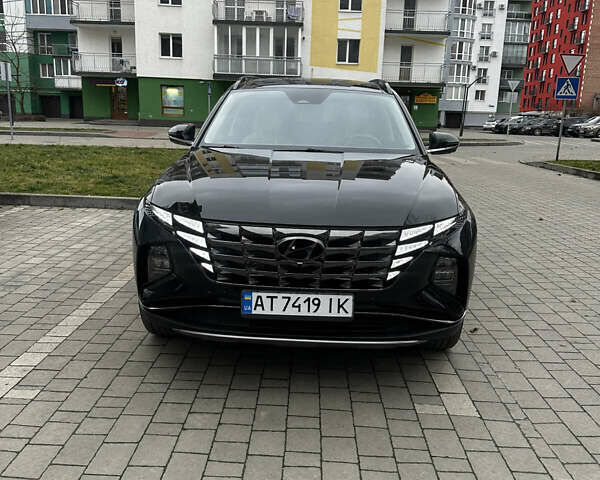 Черный Хендай Туксон, объемом двигателя 1.6 л и пробегом 43 тыс. км за 29950 $, фото 1 на Automoto.ua