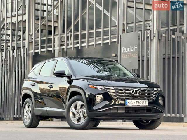 Черный Хендай Туксон, объемом двигателя 2.5 л и пробегом 48 тыс. км за 24000 $, фото 1 на Automoto.ua