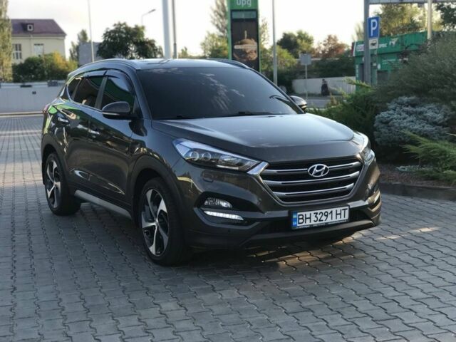 Коричневый Хендай Туксон, объемом двигателя 0 л и пробегом 88 тыс. км за 21900 $, фото 1 на Automoto.ua