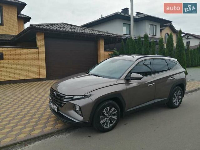 Хендай Туксон 2021 в Киеве на Automoto.ua Коричневый Хендай Туксон, объемом двигателя 2 л и пробегом 107 тыс. км за 24500 $, фото 1 на Automoto.ua