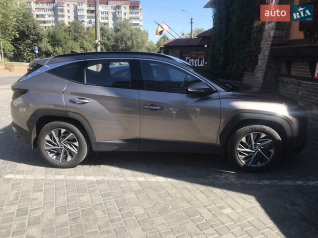 Коричневий Хендай Туксон, об'ємом двигуна 2 л та пробігом 6 тис. км за 31000 $, фото 1 на Automoto.ua
