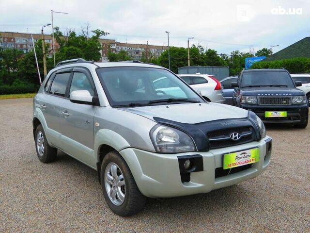 Хендай Туксон 2007 в Кропивницком (Кировограде) на Automoto.ua Хендай Туксон, объемом двигателя 0 л и пробегом 205 тыс. км за 7950 $, фото 1 на Automoto.ua