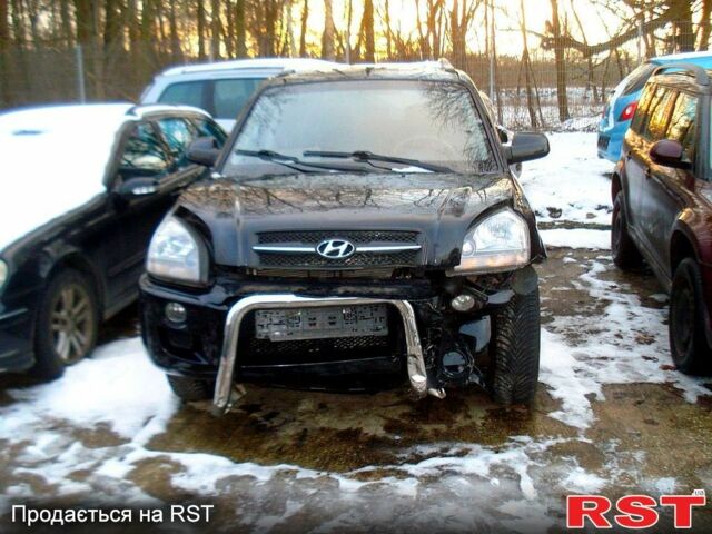 Хендай Туксон, объемом двигателя 2 л и пробегом 147 тыс. км за 1200 $, фото 1 на Automoto.ua