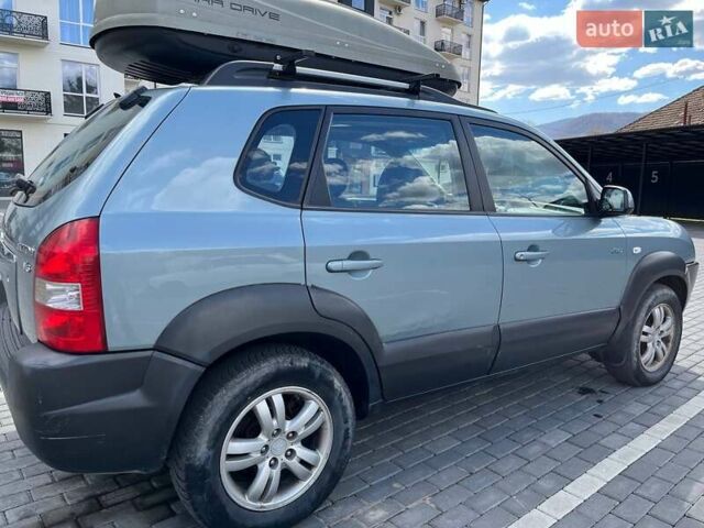 Хендай Туксон 2007 в Сваляве на Automoto.ua Хендай Туксон, объемом двигателя 2.66 л и пробегом 280 тыс. км за 5608 $, фото 1 на Automoto.ua