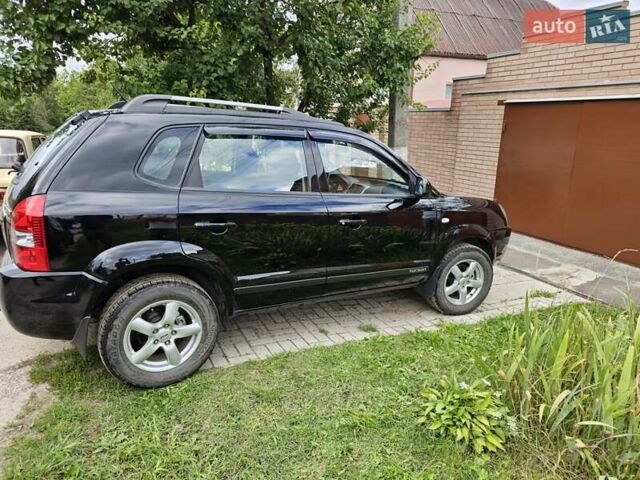 Хендай Туксон, объемом двигателя 1.98 л и пробегом 160 тыс. км за 9500 $, фото 1 на Automoto.ua