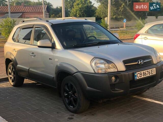 Хендай Туксон, об'ємом двигуна 1.98 л та пробігом 243 тис. км за 8400 $, фото 1 на Automoto.ua