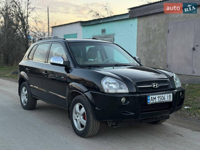 Хендай Туксон, объемом двигателя 2 л и пробегом 360 тыс. км за 6300 $, фото 1 на Automoto.ua