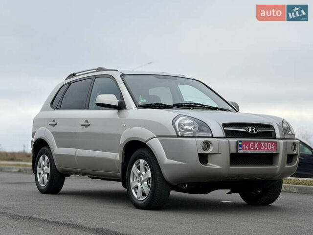 Хендай Туксон, об'ємом двигуна 1.98 л та пробігом 168 тис. км за 8899 $, фото 1 на Automoto.ua
