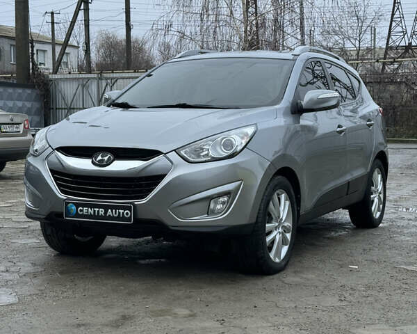 Хендай Туксон, объемом двигателя 2 л и пробегом 187 тыс. км за 14700 $, фото 1 на Automoto.ua