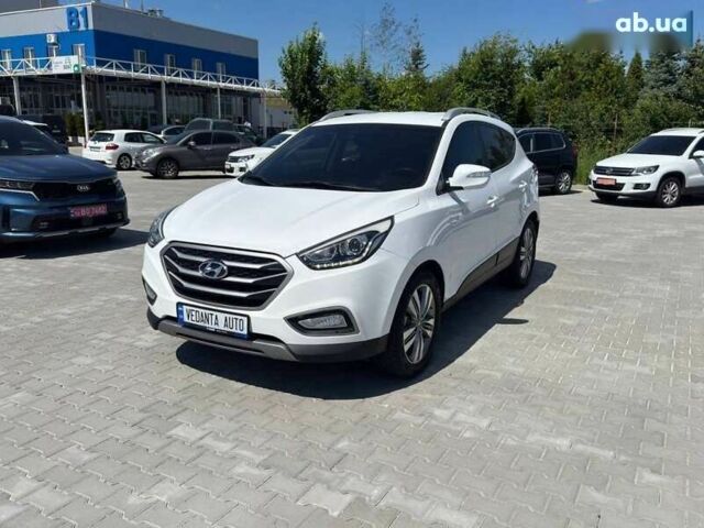 Хендай Туксон, об'ємом двигуна 2 л та пробігом 185 тис. км за 15700 $, фото 1 на Automoto.ua