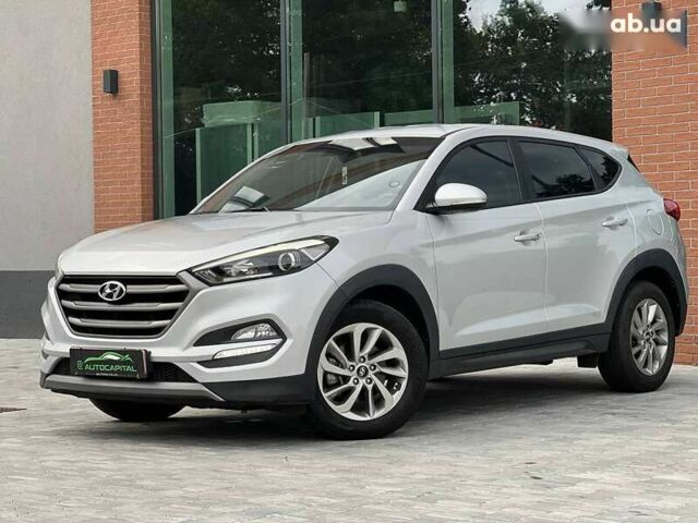 Хендай Туксон, объемом двигателя 1.7 л и пробегом 110 тыс. км за 15500 $, фото 1 на Automoto.ua