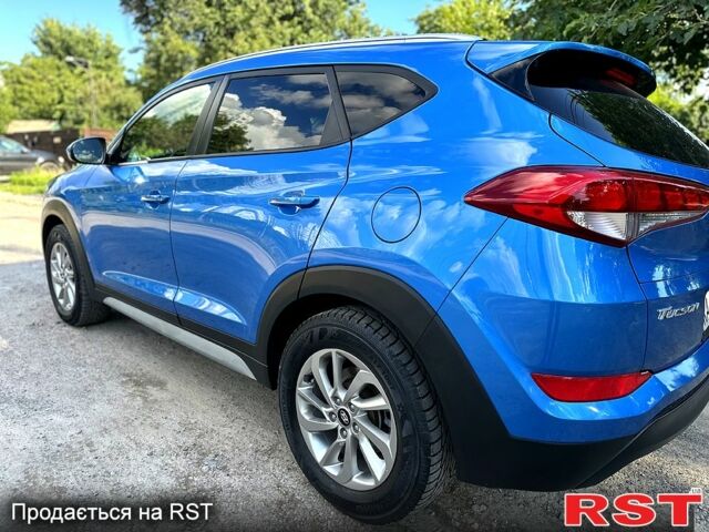 Хендай Туксон, объемом двигателя 2 л и пробегом 108 тыс. км за 15500 $, фото 1 на Automoto.ua