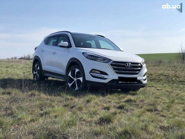 Хендай Туксон, объемом двигателя 2 л и пробегом 111 тыс. км за 19999 $, фото 1 на Automoto.ua