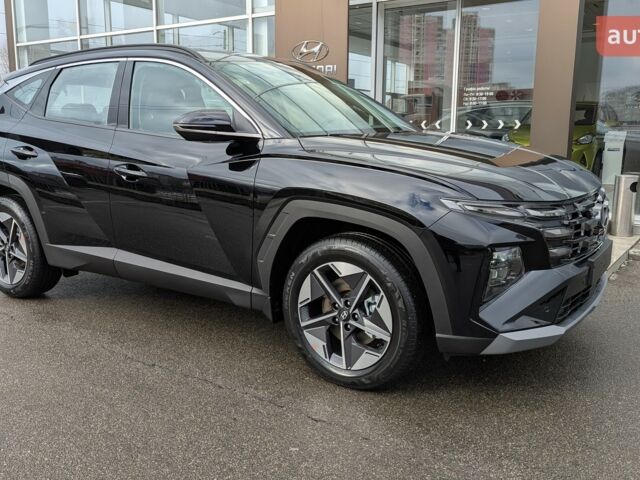 купити нове авто Хендай Туксон 2025 року від офіційного дилера Автоберег HYUNDAI на Бальзака Хендай фото