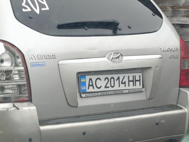 Сірий Хендай Туксон, об'ємом двигуна 2 л та пробігом 1 тис. км за 708 $, фото 1 на Automoto.ua