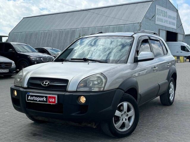 Хендай Туксон 2007 в Львове на Automoto.ua Серый Хендай Туксон, объемом двигателя 2 л и пробегом 255 тыс. км за 6590 $, фото 1 на Automoto.ua