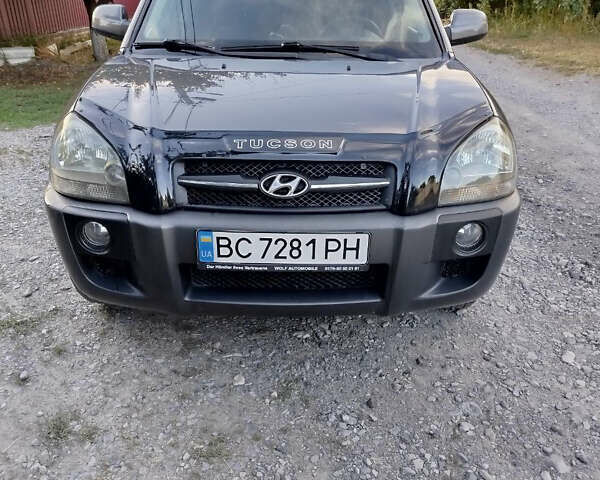 Сірий Хендай Туксон, об'ємом двигуна 2 л та пробігом 194 тис. км за 8700 $, фото 1 на Automoto.ua