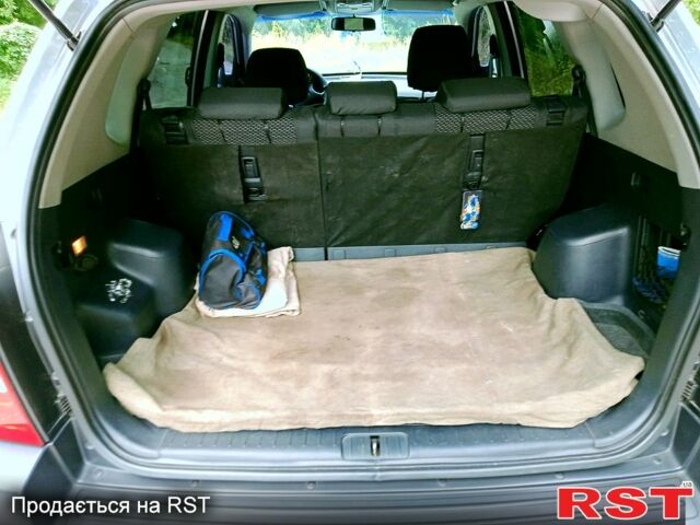 Сірий Хендай Туксон, об'ємом двигуна 2 л та пробігом 181 тис. км за 9900 $, фото 1 на Automoto.ua