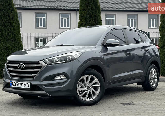 Сірий Хендай Туксон, об'ємом двигуна 2 л та пробігом 203 тис. км за 18300 $, фото 1 на Automoto.ua
