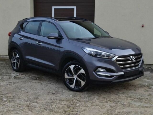 Серый Хендай Туксон, объемом двигателя 1.69 л и пробегом 165 тыс. км за 9600 $, фото 1 на Automoto.ua