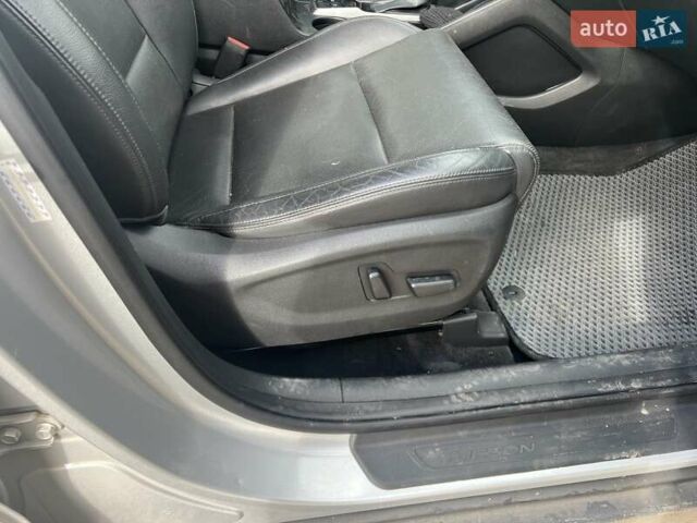 Сірий Хендай Туксон, об'ємом двигуна 2 л та пробігом 117 тис. км за 15900 $, фото 1 на Automoto.ua