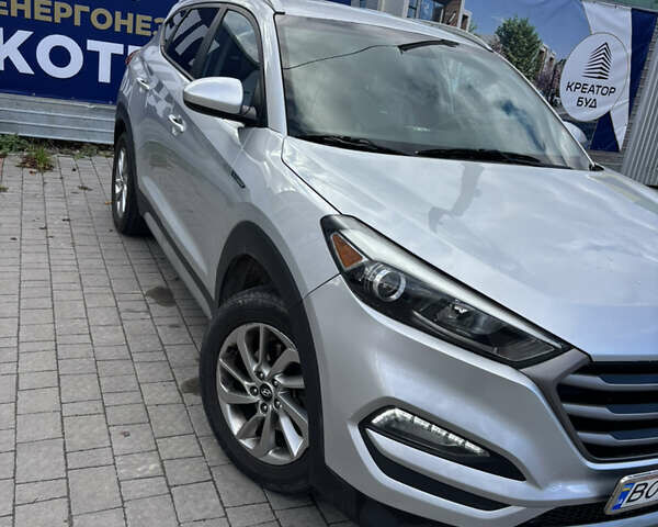 Хендай Туксон 2018 в Тернополе на Automoto.ua Серый Хендай Туксон, объемом двигателя 2 л и пробегом 123 тыс. км за 15200 $, фото 1 на Automoto.ua