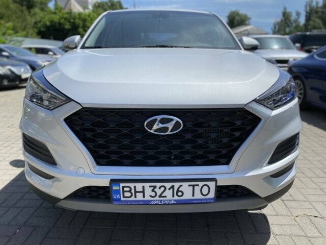 Сірий Хендай Туксон, об'ємом двигуна 1.6 л та пробігом 98 тис. км за 20900 $, фото 1 на Automoto.ua