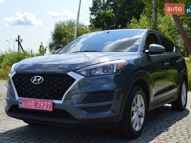 Серый Хендай Туксон, объемом двигателя 2 л и пробегом 168 тыс. км за 16500 $, фото 1 на Automoto.ua