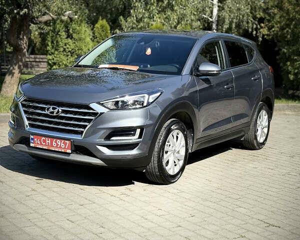 Серый Хендай Туксон, объемом двигателя 1.6 л и пробегом 124 тыс. км за 23499 $, фото 1 на Automoto.ua