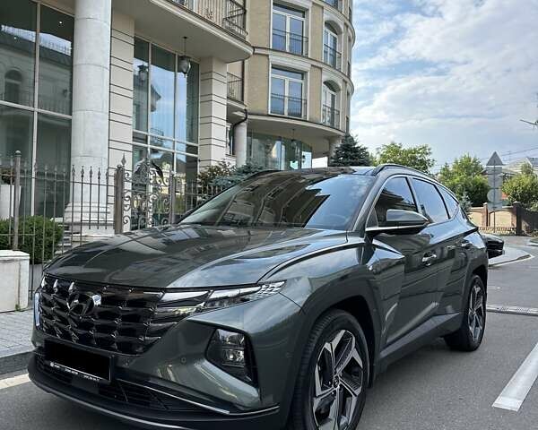 Серый Хендай Туксон, объемом двигателя 1.6 л и пробегом 51 тыс. км за 33500 $, фото 1 на Automoto.ua