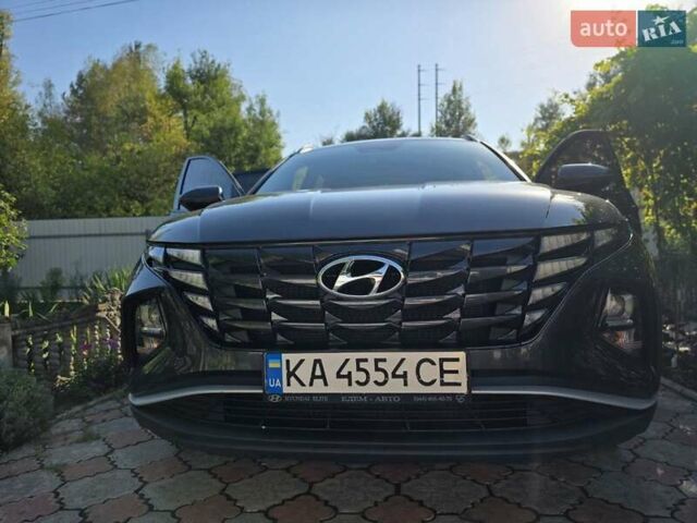 Серый Хендай Туксон, объемом двигателя 2 л и пробегом 70 тыс. км за 25600 $, фото 1 на Automoto.ua