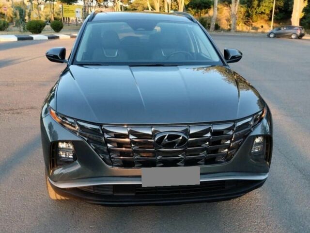 Серый Хендай Туксон, объемом двигателя 2 л и пробегом 62 тыс. км за 11500 $, фото 1 на Automoto.ua