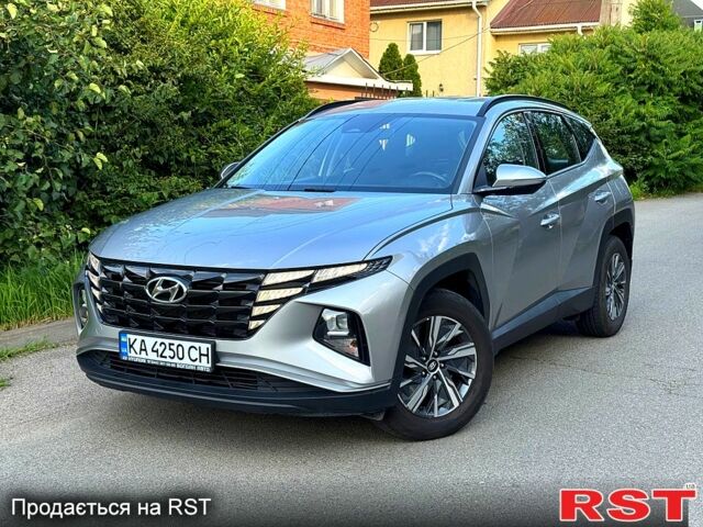 Серый Хендай Туксон, объемом двигателя 2 л и пробегом 58 тыс. км за 24900 $, фото 1 на Automoto.ua