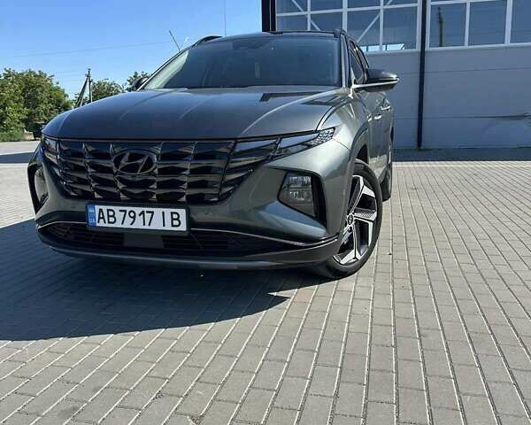 Серый Хендай Туксон, объемом двигателя 1.6 л и пробегом 67 тыс. км за 32000 $, фото 1 на Automoto.ua