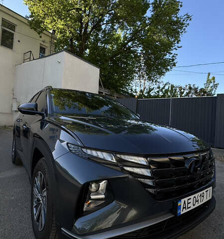 Сірий Хендай Туксон, об'ємом двигуна 2 л та пробігом 43 тис. км за 27000 $, фото 1 на Automoto.ua