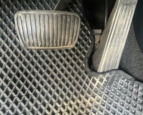 Серый Хендай Туксон, объемом двигателя 2 л и пробегом 23 тыс. км за 29000 $, фото 1 на Automoto.ua