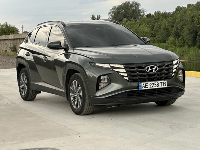 Серый Хендай Туксон, объемом двигателя 1.6 л и пробегом 72 тыс. км за 24500 $, фото 1 на Automoto.ua