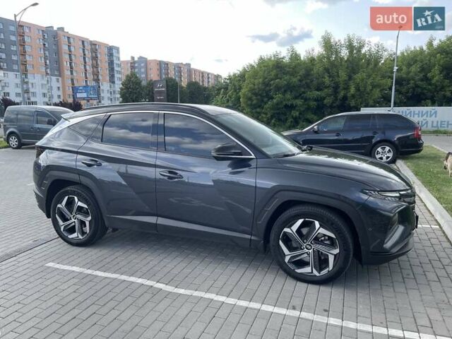 Серый Хендай Туксон, объемом двигателя 1.6 л и пробегом 46 тыс. км за 35000 $, фото 1 на Automoto.ua