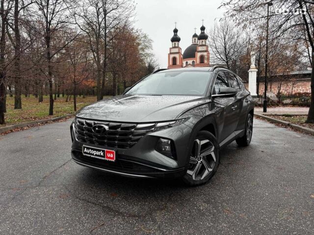 Серый Хендай Туксон, объемом двигателя 1.6 л и пробегом 105 тыс. км за 29990 $, фото 1 на Automoto.ua