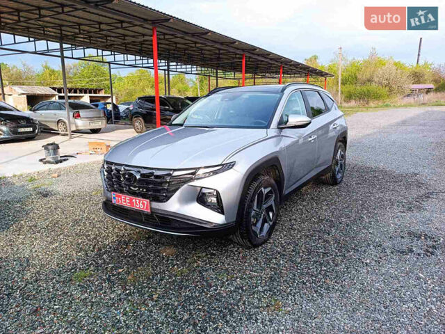 Сірий Хендай Туксон, об'ємом двигуна 1.6 л та пробігом 42 тис. км за 31900 $, фото 1 на Automoto.ua