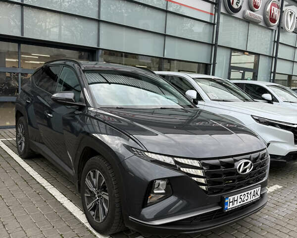 Серый Хендай Туксон, объемом двигателя 1.6 л и пробегом 35 тыс. км за 26000 $, фото 1 на Automoto.ua