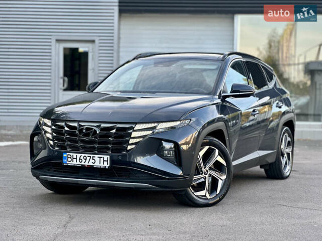 Серый Хендай Туксон, объемом двигателя 1.6 л и пробегом 95 тыс. км за 29900 $, фото 1 на Automoto.ua