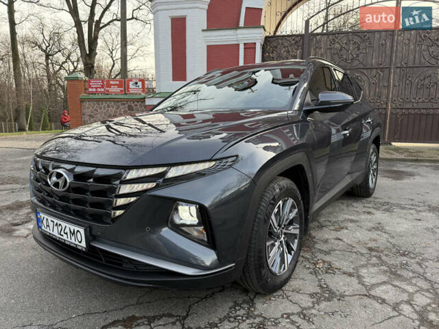 Сірий Хендай Туксон, об'ємом двигуна 2 л та пробігом 37 тис. км за 27300 $, фото 1 на Automoto.ua