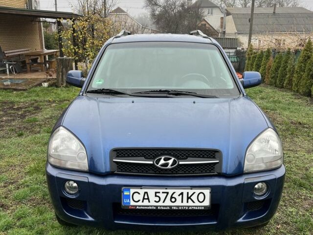 Синий Хендай Туксон, объемом двигателя 2 л и пробегом 135 тыс. км за 7450 $, фото 1 на Automoto.ua